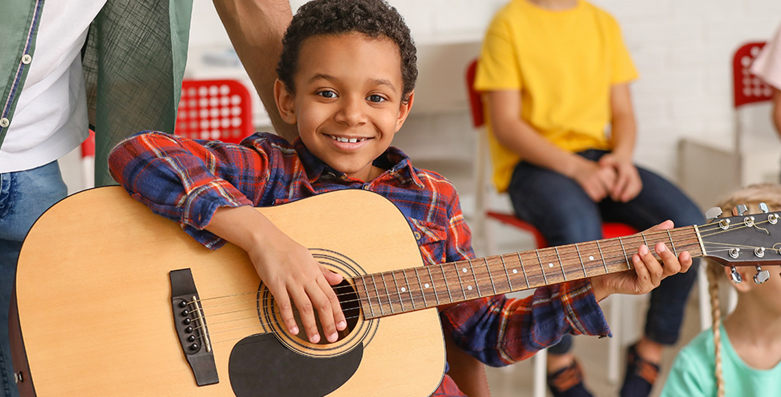 7 Benefits of Guitar Classes