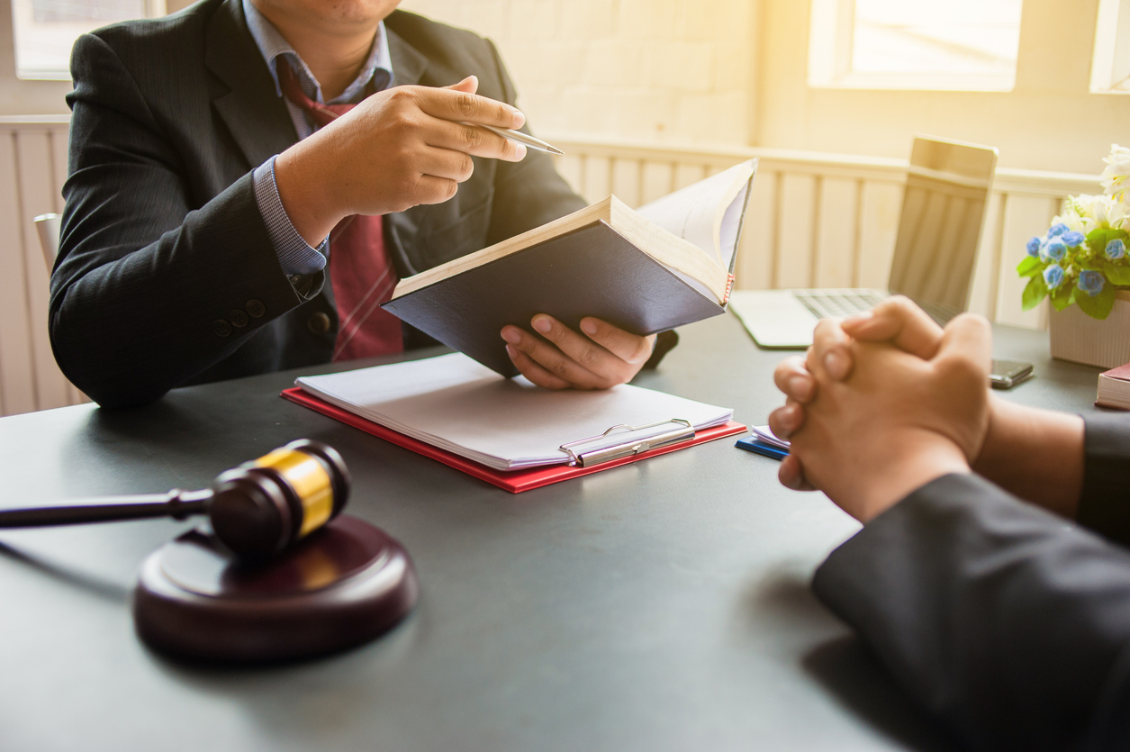 What to Expect When You Hire a Criminal Lawyer